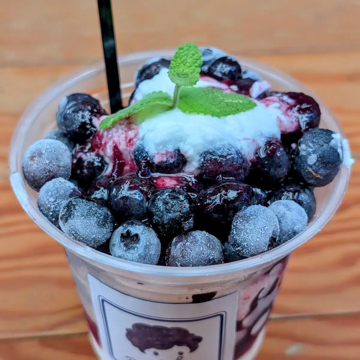 Blueberryどっさり100パフェ|果実感ゴロゴロ高原スイーツ 2 Blueberryどっさり100パフェ|果実感ゴロゴロ高原スイーツ - 画像 (2)