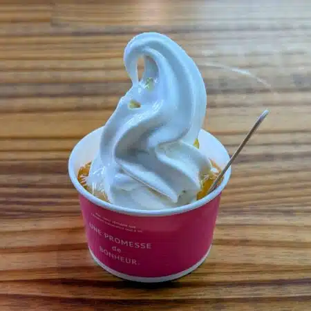 はちみつソフト｜練り込み＆追いがけのW仕立て